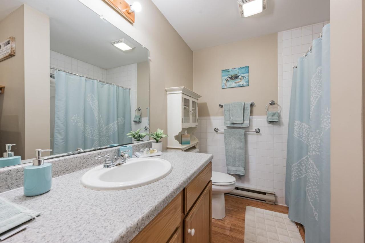 Cozy Bungalow Just Minutes From Mystic, Westerly Beaches, Boating And Casinos! Bungalow Groton Eksteriør bilde